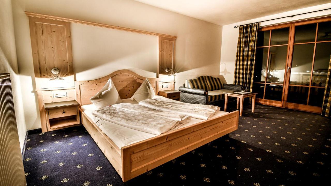 Hotel Vermoi Лачес Экстерьер фото